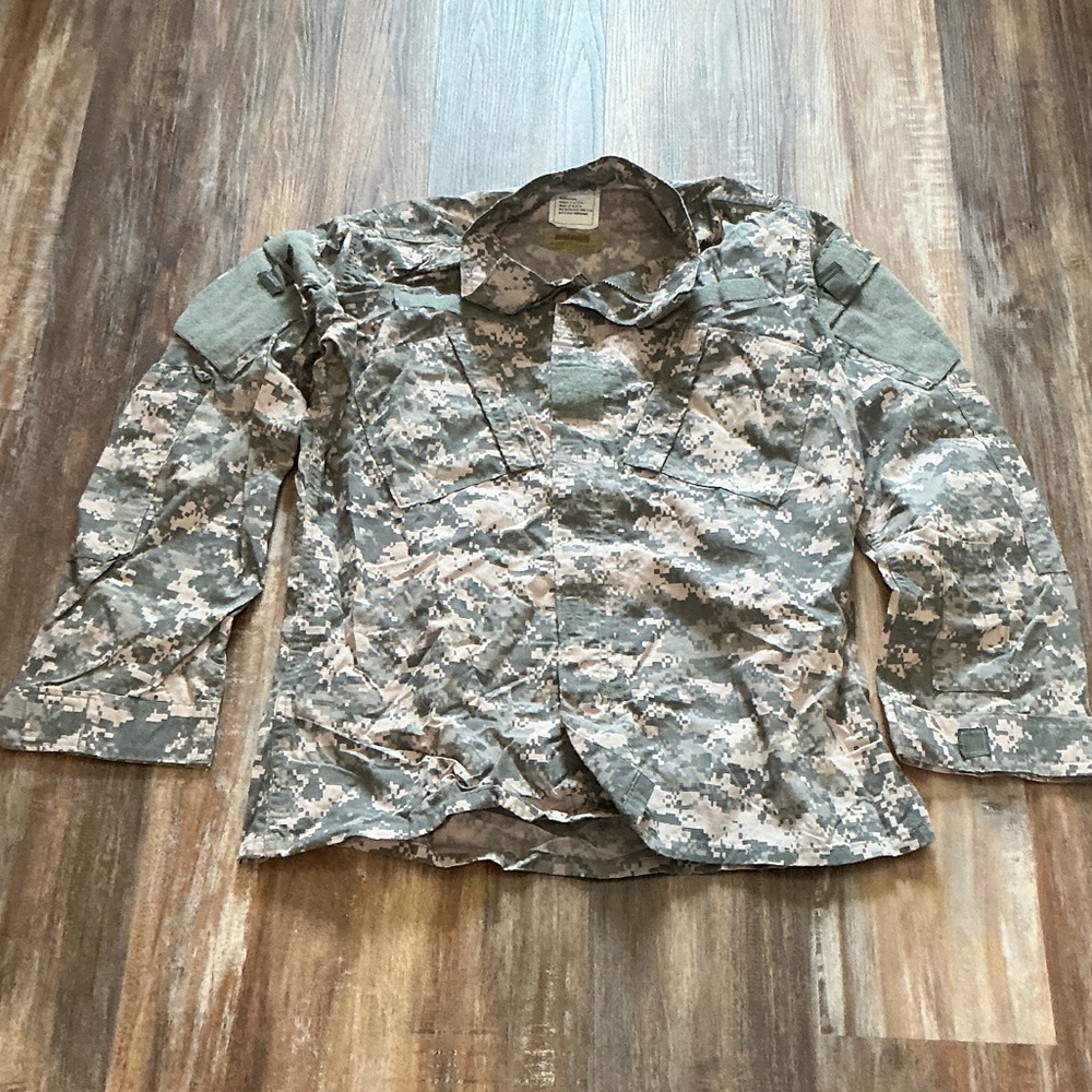 U.S. Army Digital Camouflage Field Jacket Medium Long